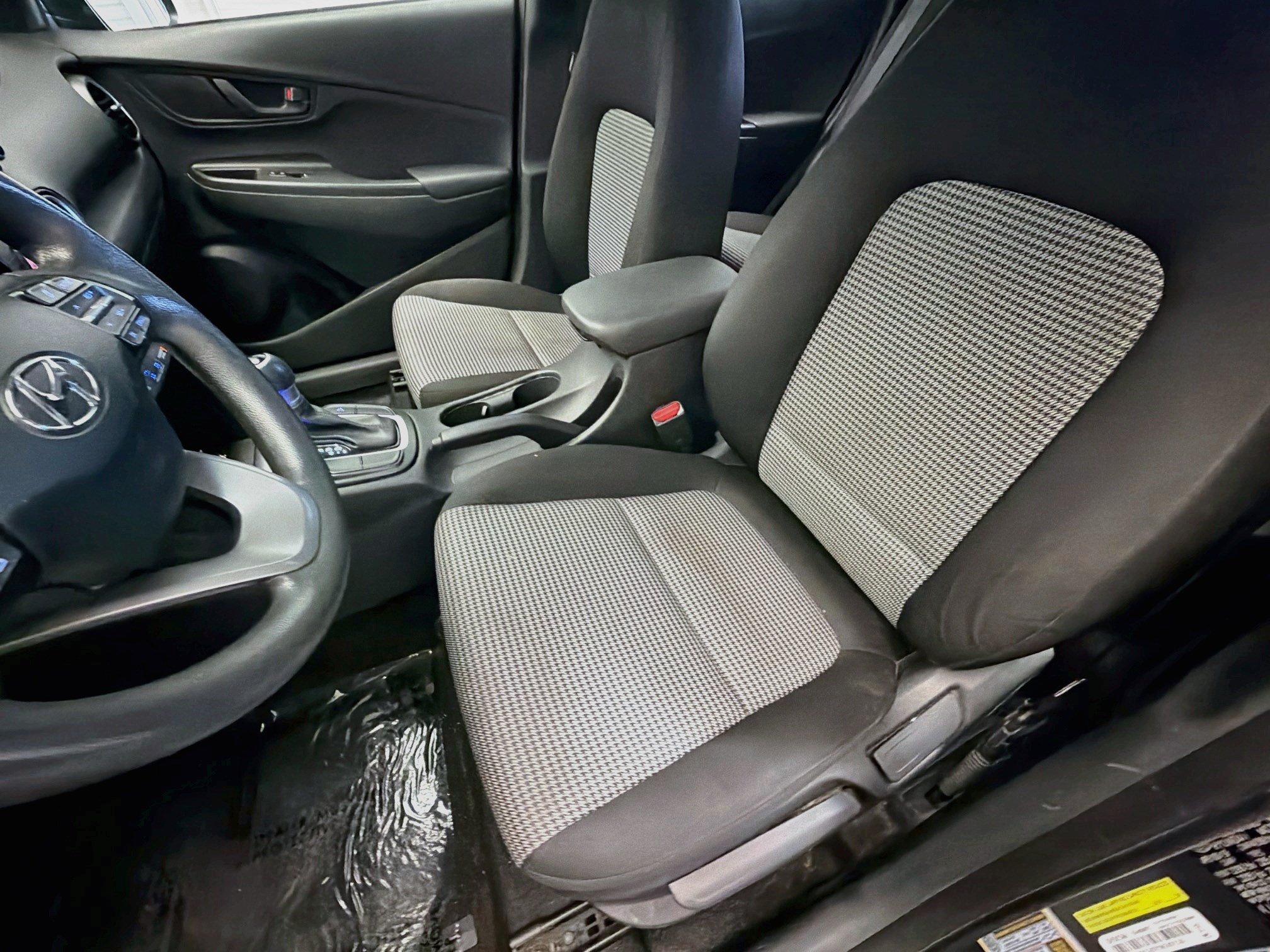Used 2019 Hyundai Kona SE AWD/4WD image 11