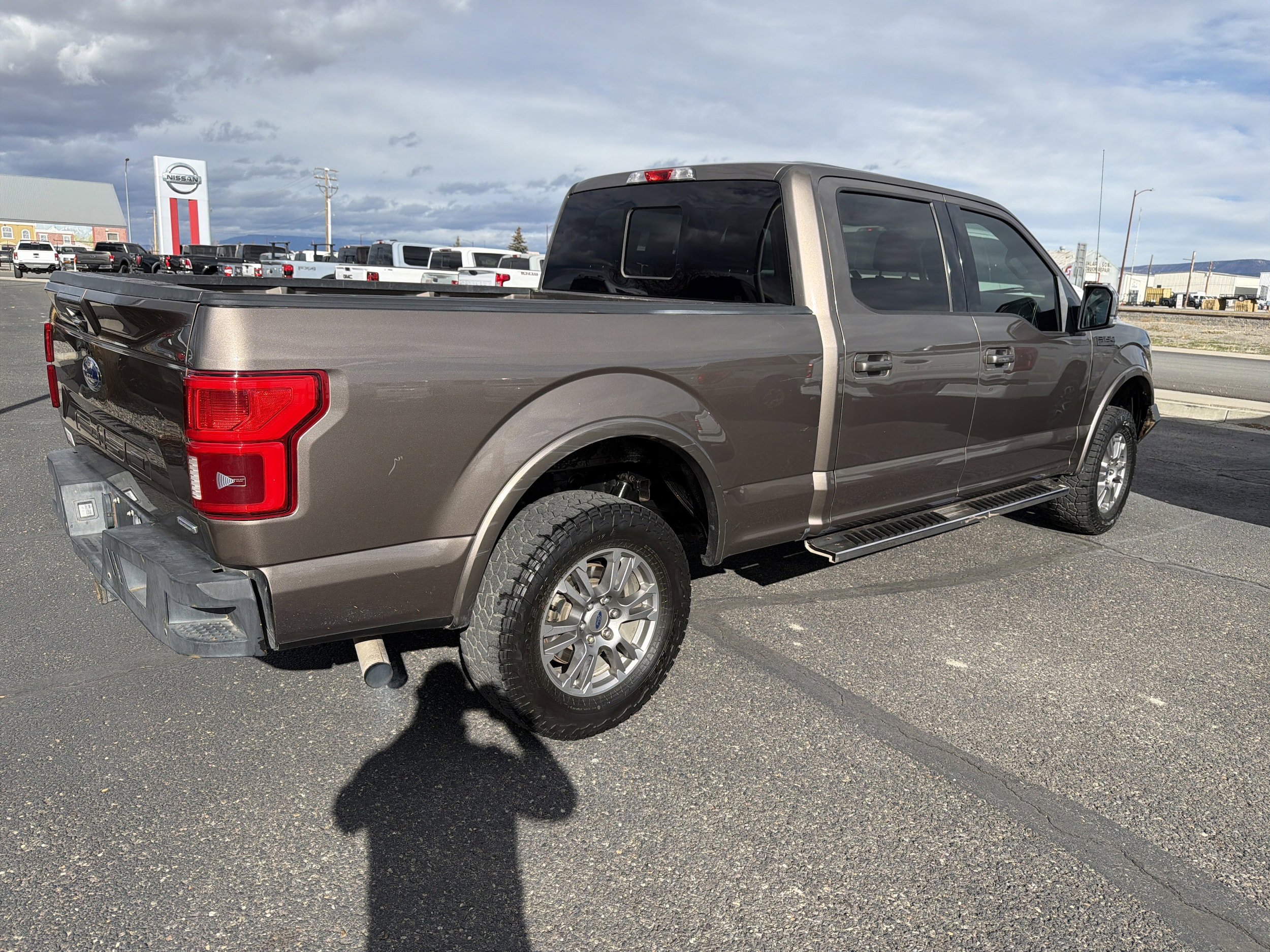 Used 2018 Ford F150 Lariat w/ Equipment Group 501A Mid AWD/4WD image 6
