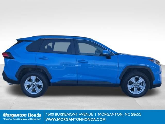 Used 2021 Toyota RAV4 XLE w/ Convenience Package image 10