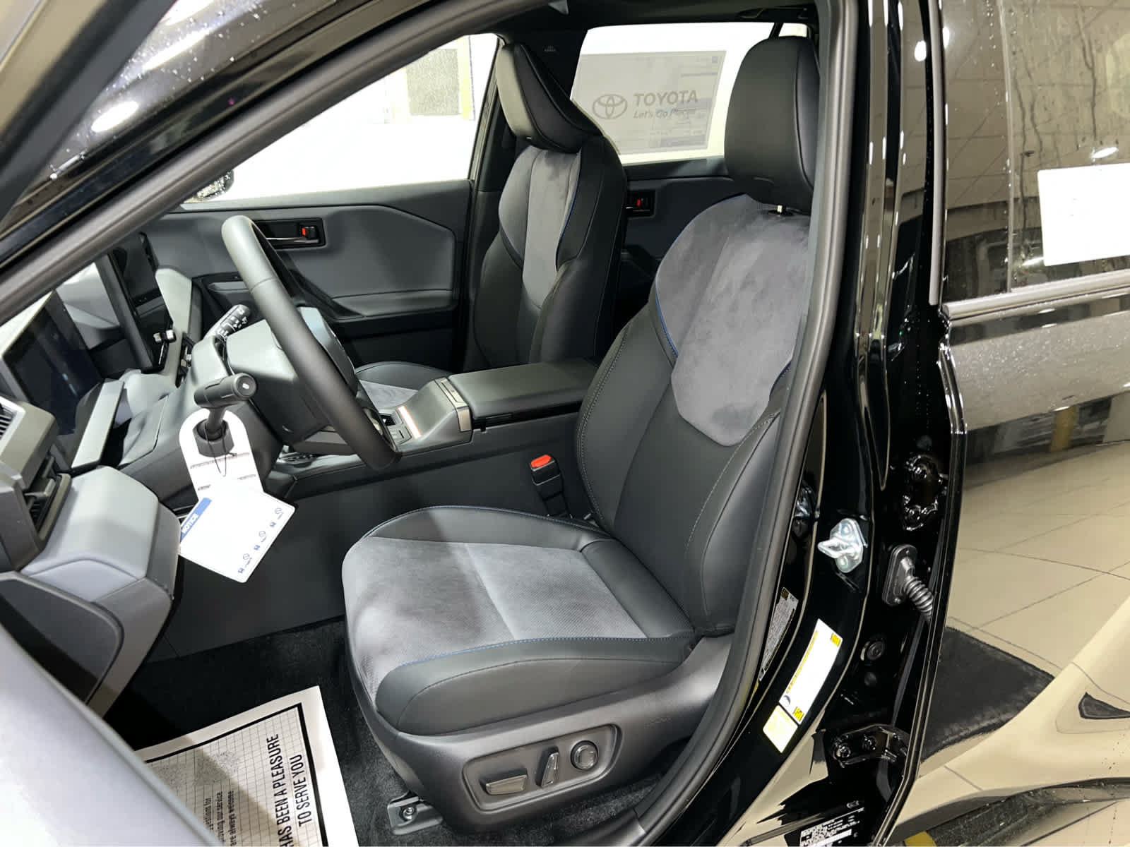 New 2026 Toyota RAV4 XSE AWD/4WD image 15