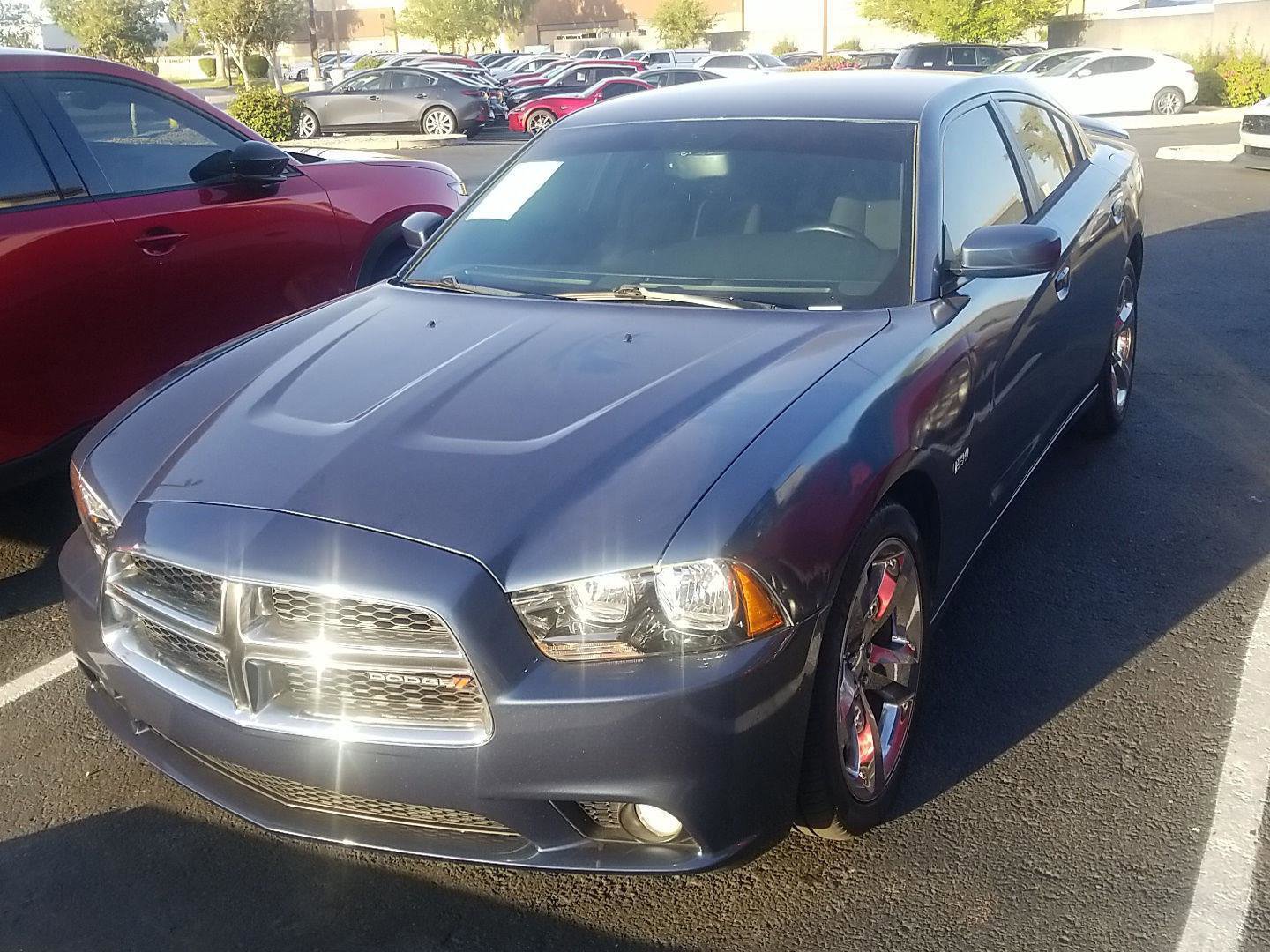 Used 2013 Dodge Charger R/T w/ Wheels & Tunes Group RWD image 2