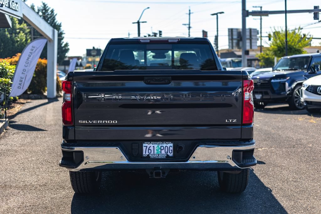 Used 2024 Chevrolet Silverado 1500 LTZ w/ LTZ Convenience Package II AWD/4WD image 9