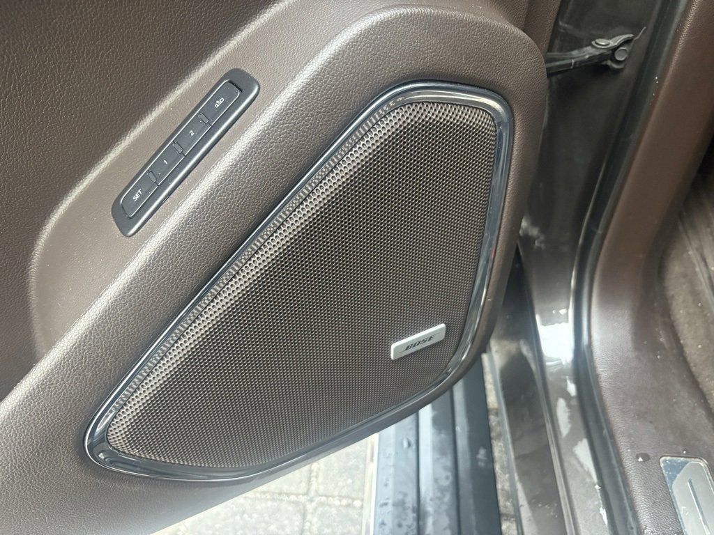 Used 2019 GMC Yukon Denali w/ Denali Ultimate Package image 21