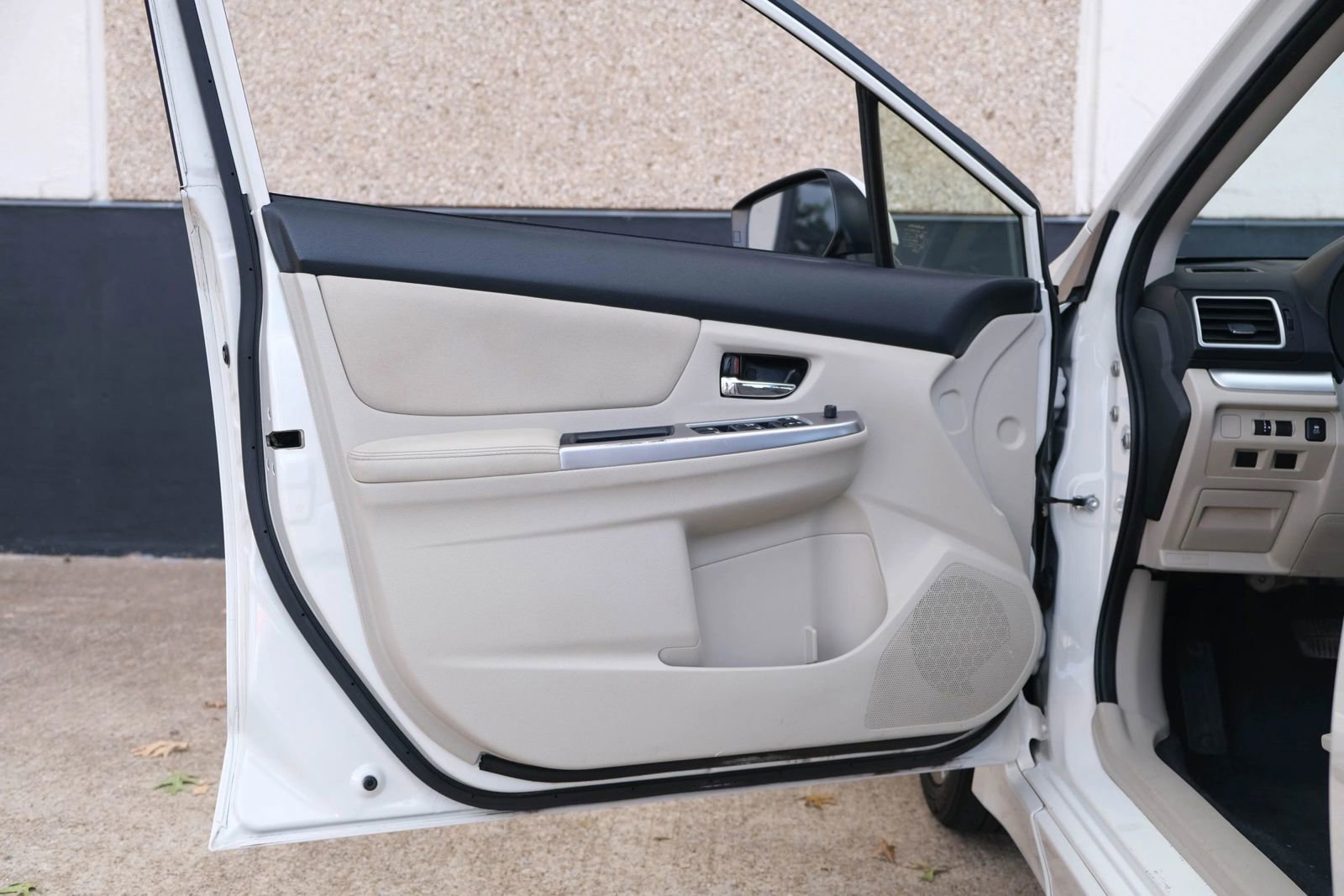 Used 2016 Subaru Impreza 2.0i Sport Premium image 19