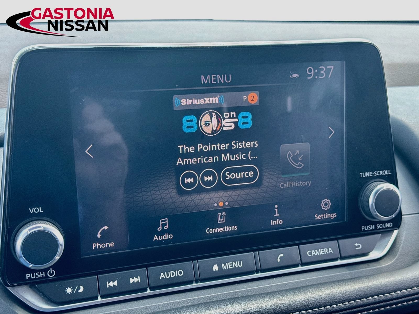 Used 2022 Nissan Rogue SV FWD image 18