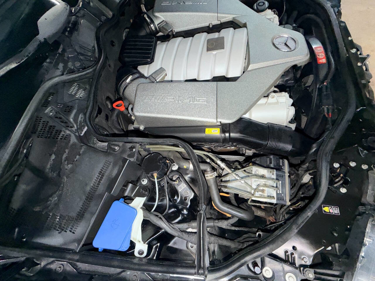 Used 2008 Mercedes-Benz E 63 AMG Sedan image 12