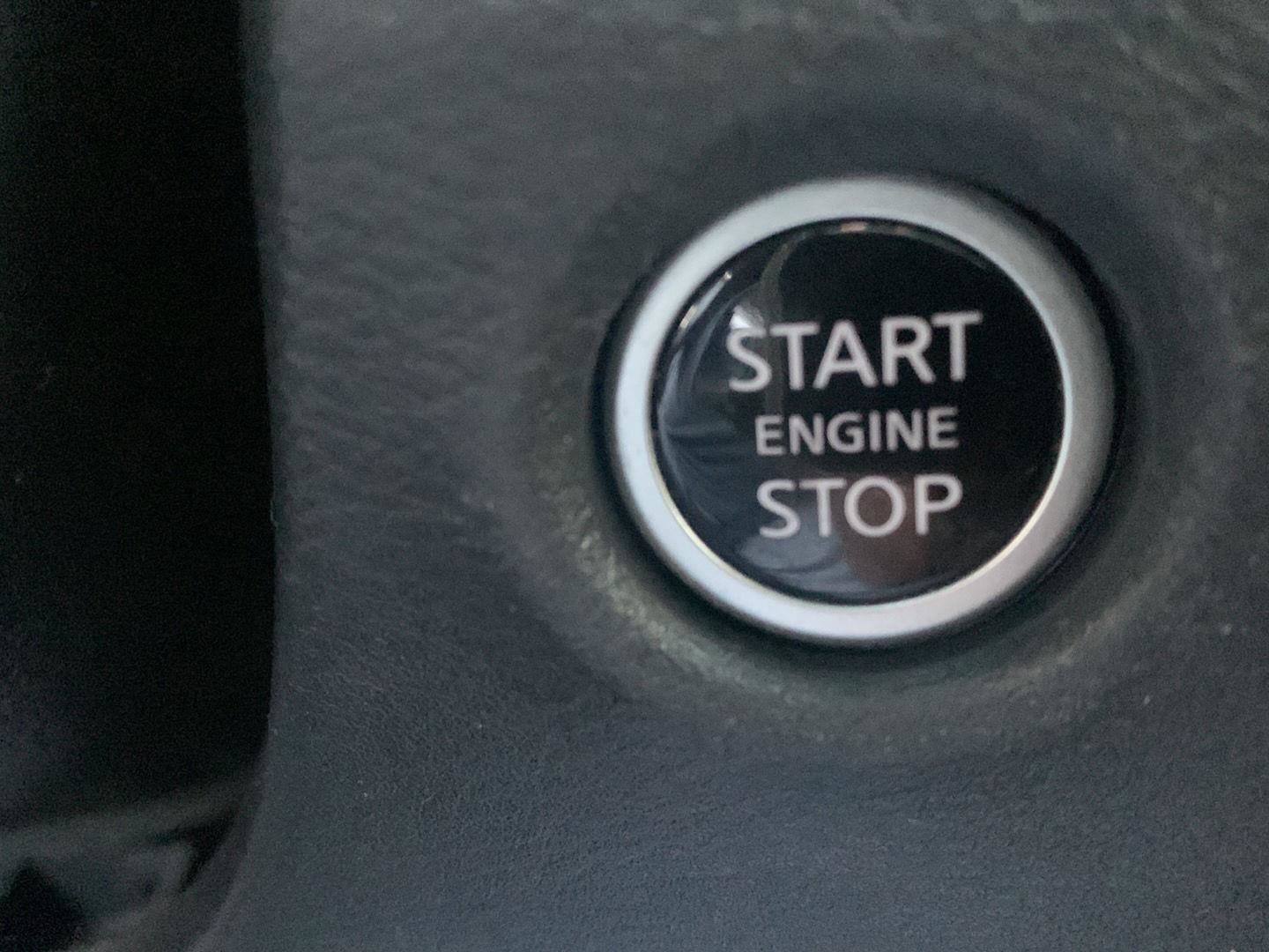 Used 2023 Nissan Frontier SV w/ Midnight Edition Package image 10