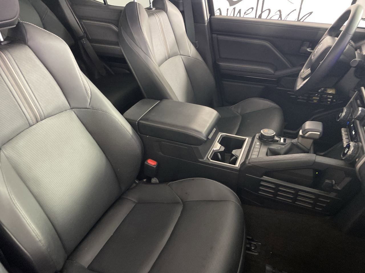 Used 2025 Toyota 4Runner Limited w/ Tow Technology Package AWD/4WD image 24