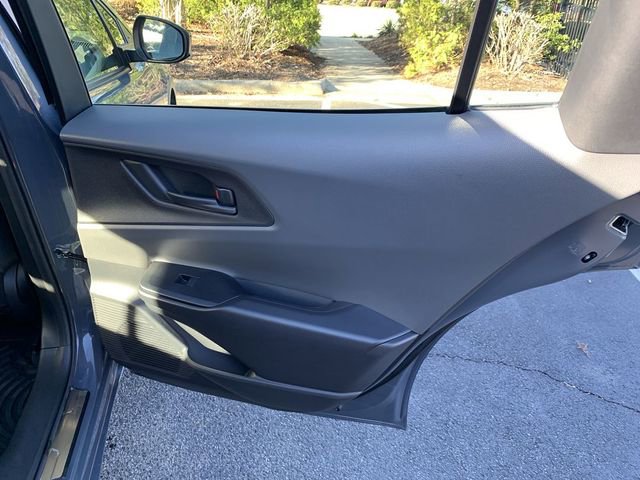 Used 2023 Toyota Prius LE image 11