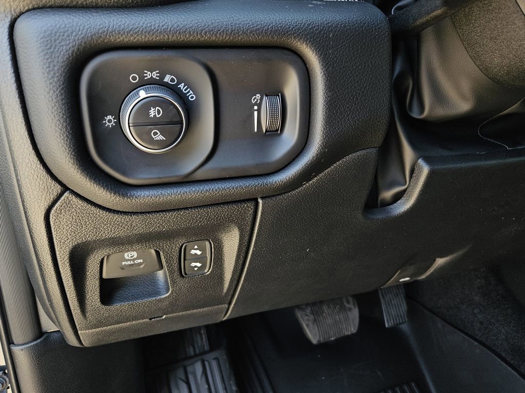 New 2026 RAM 1500 Lone Star AWD/4WD image 14