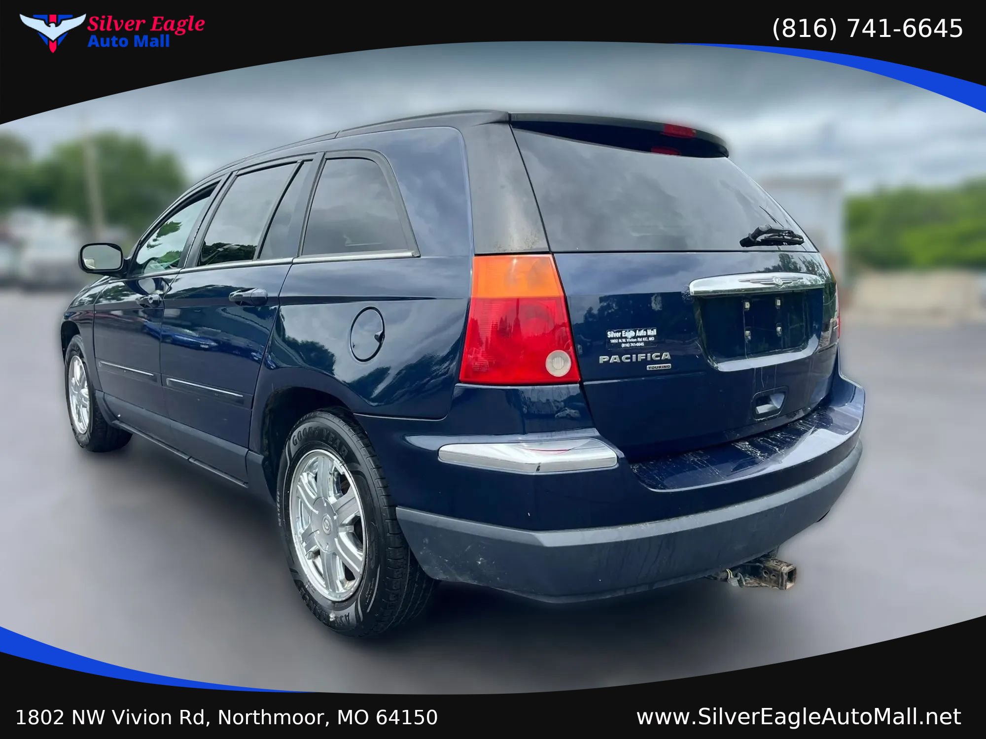 Used 2006 Chrysler Pacifica Touring AWD/4WD image 3