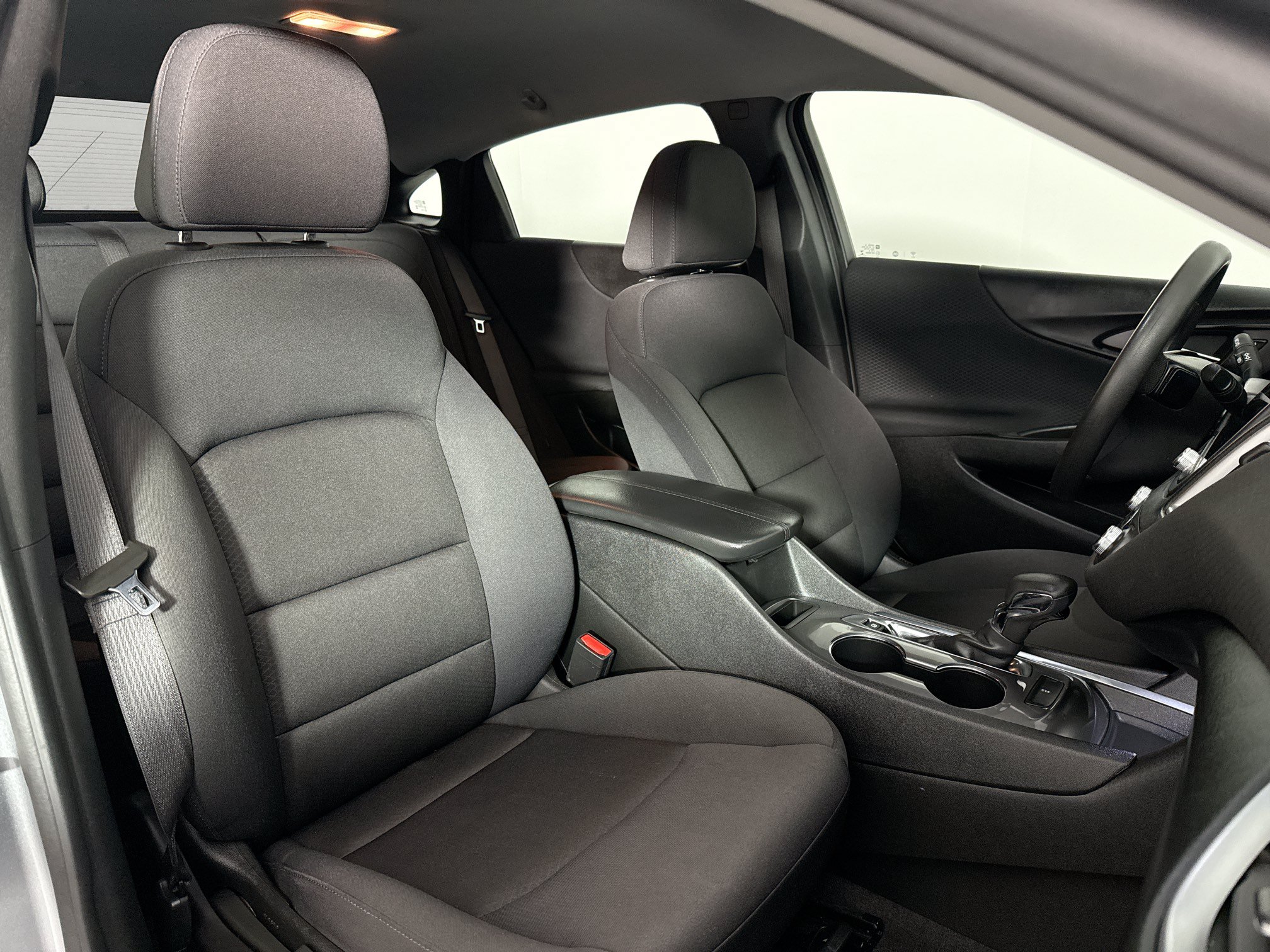Used 2023 Chevrolet Malibu LT FWD image 35