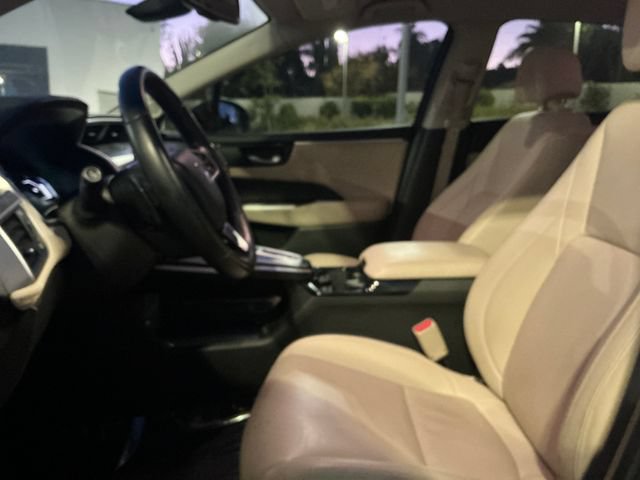 Used 2018 Honda Clarity Touring image 5
