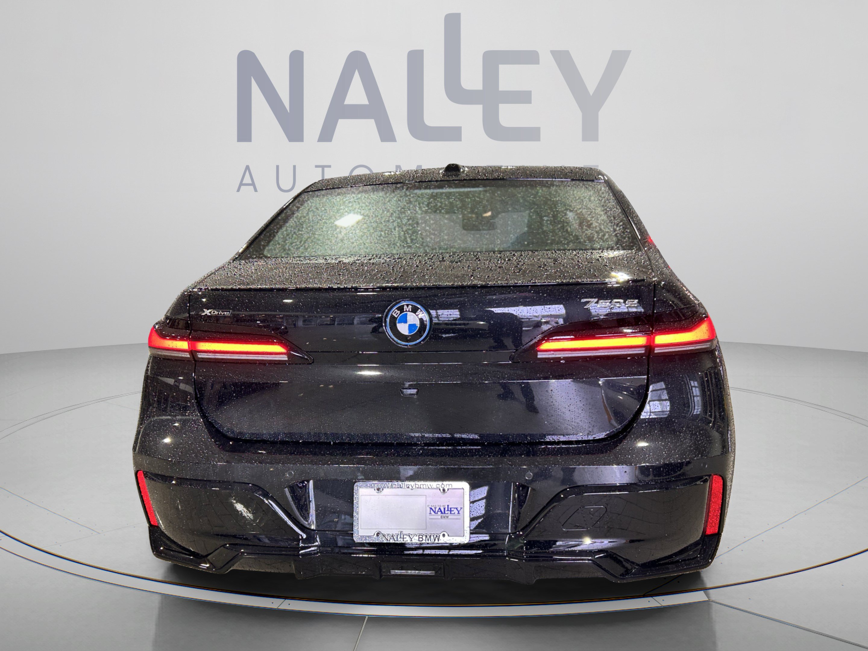 Used 2026 BMW 750e xDrive w/ Executive Package AWD/4WD image 6