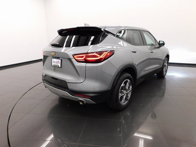 Used 2023 Chevrolet Blazer LT image 8