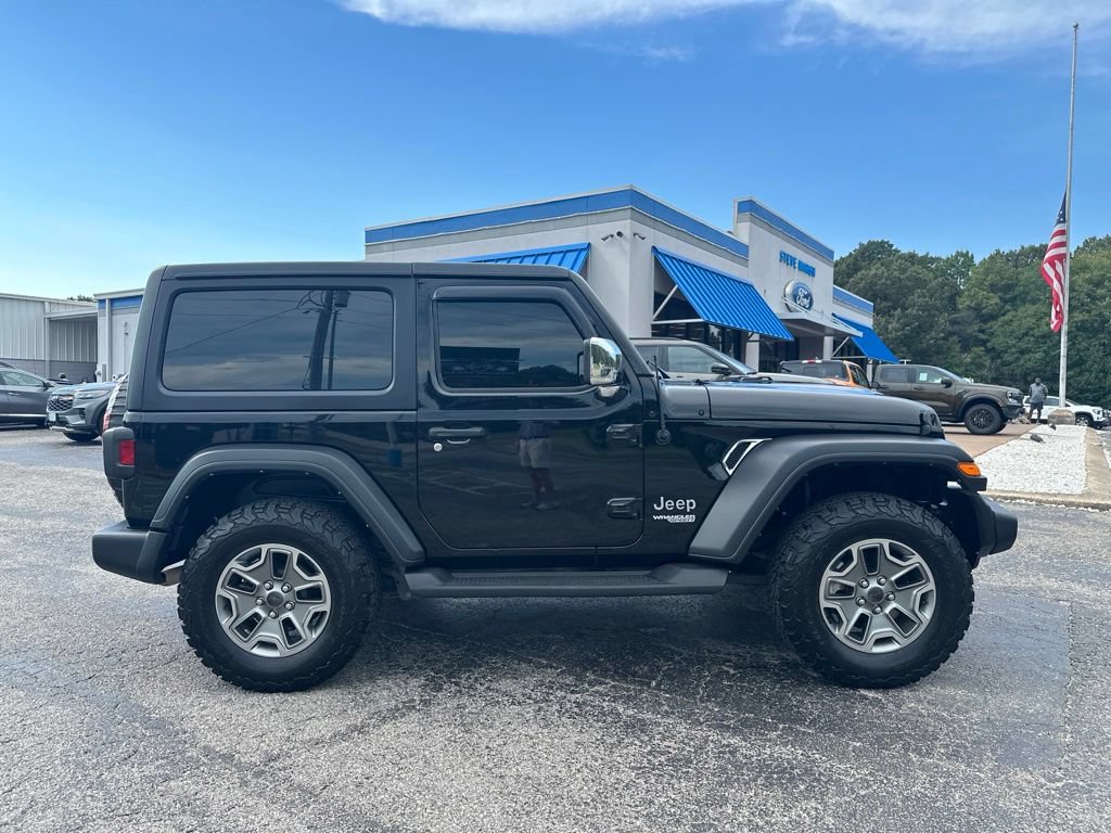 Used 2021 Jeep Wrangler Sport AWD/4WD image 2