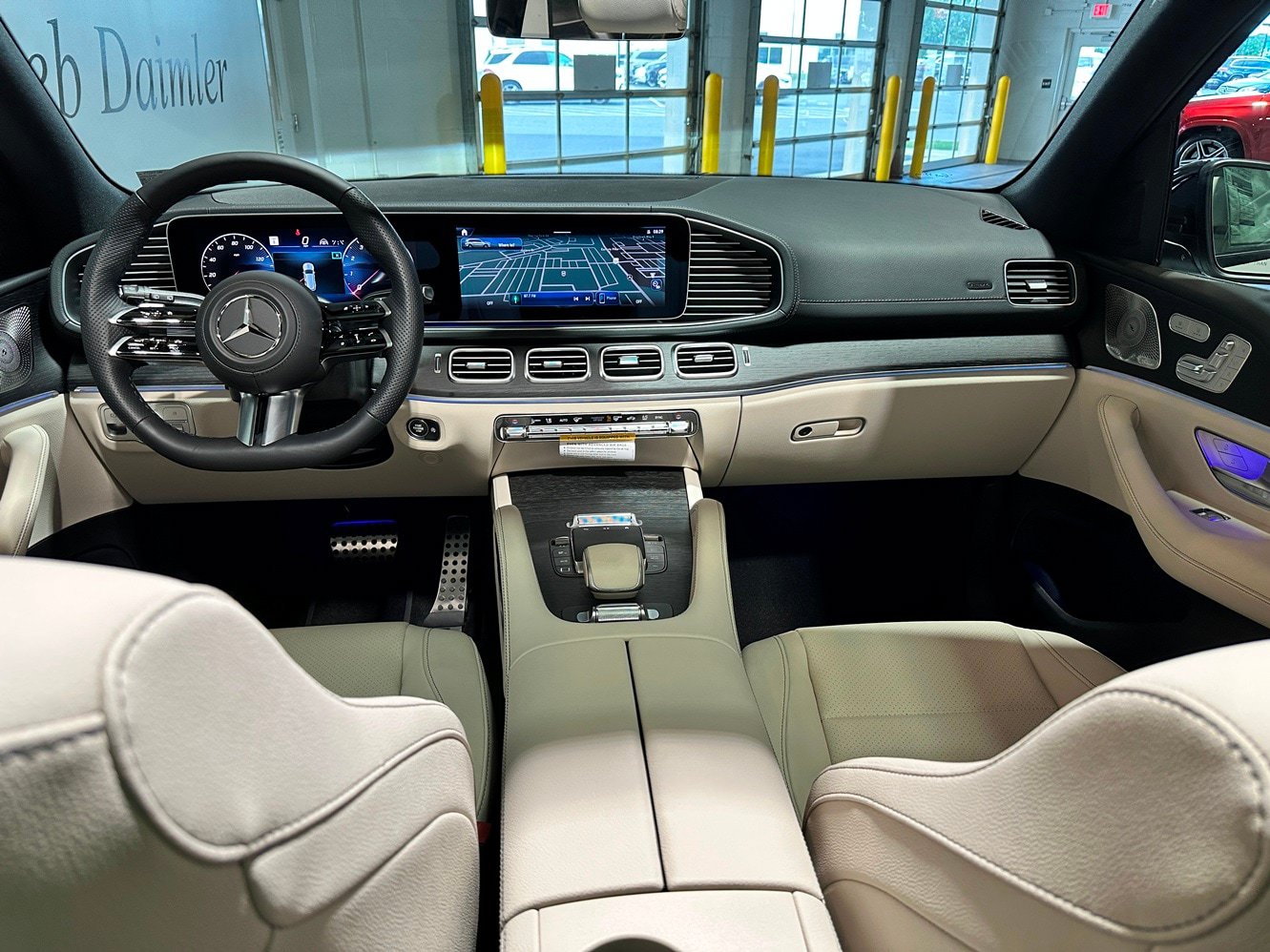 New 2026 Mercedes-Benz GLS 450 4MATIC image 6