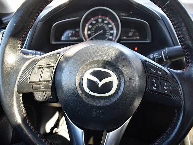 Used 2016 MAZDA MAZDA3 i Touring image 39