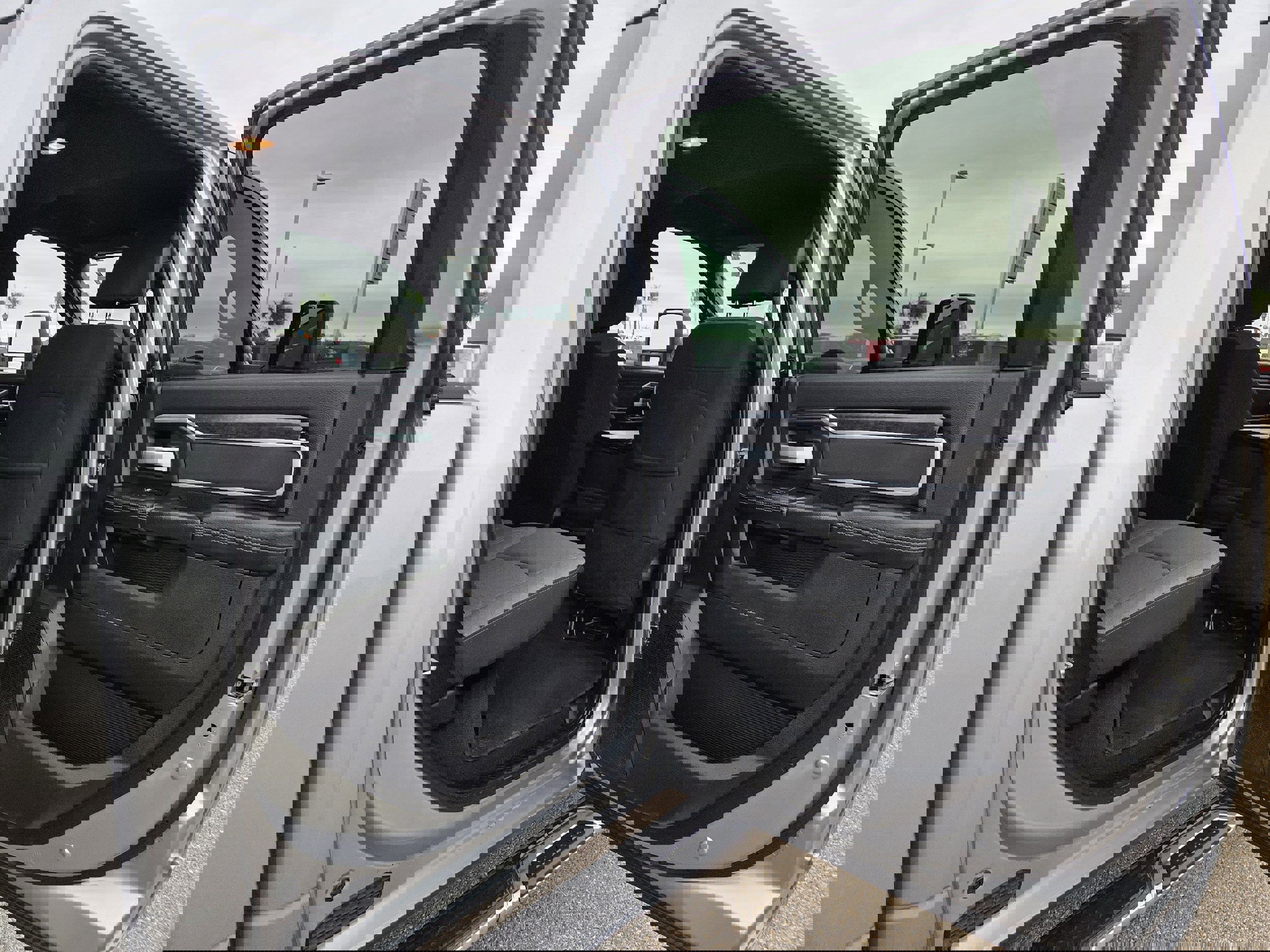 Used 2024 RAM 2500 Big Horn image 16