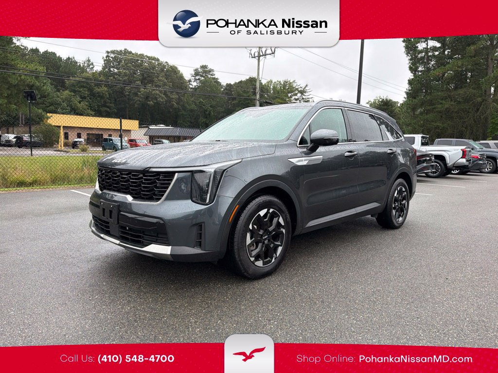 Used 2024 Kia Sorento S