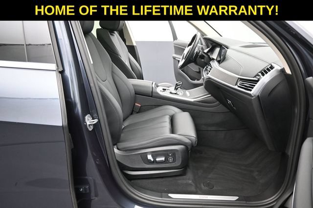 Used 2022 BMW X7 xDrive40i w/ Premium Package AWD/4WD image 54