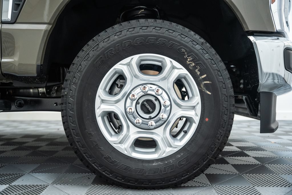 New 2026 Ford F350 XLT w/ XLT Premium Package AWD/4WD image 20