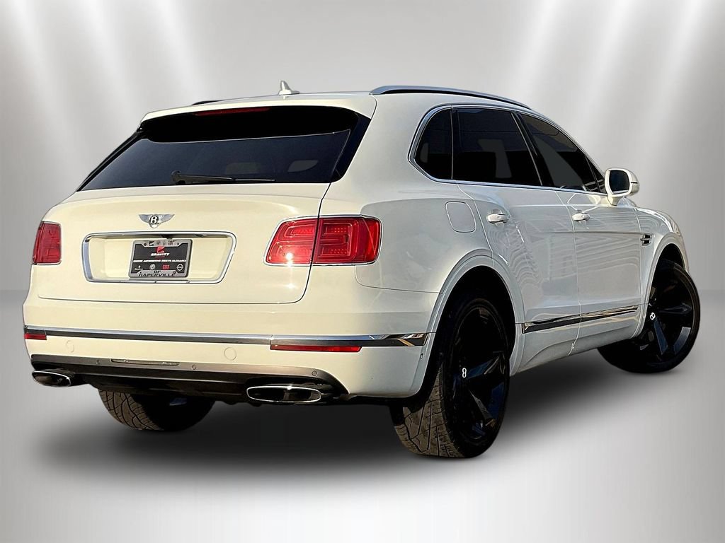 Used 2017 Bentley Bentayga AWD/4WD image 6