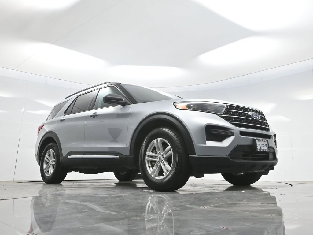 Used 2022 Ford Explorer XLT RWD image 51