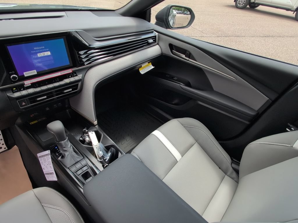 Certified 2026 Toyota Camry SE w/ Convenience Package FWD image 23