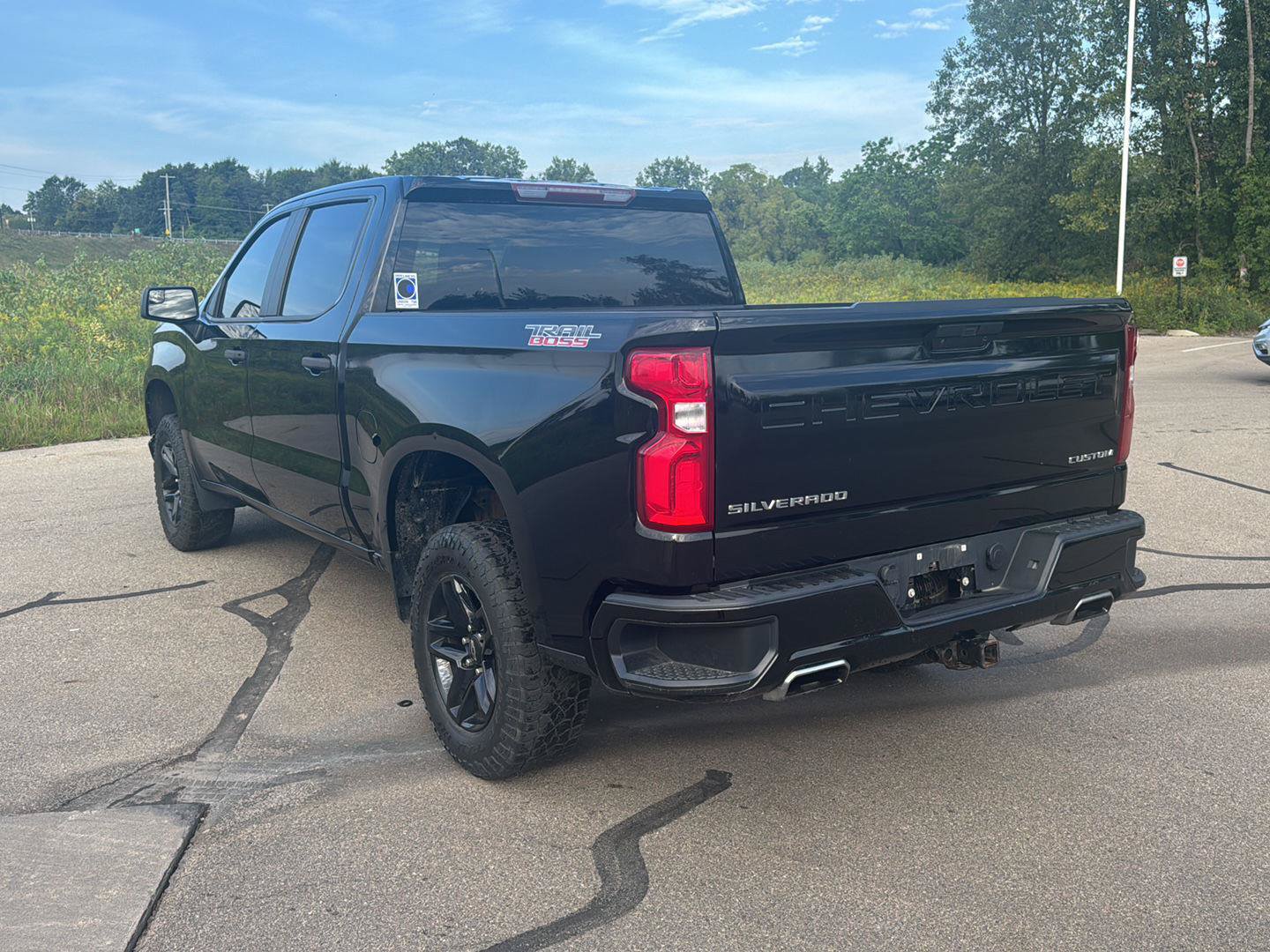 Used 2020 Chevrolet Silverado 1500 Custom Trail Boss w/ Custom Convenience Package AWD/4WD image 3
