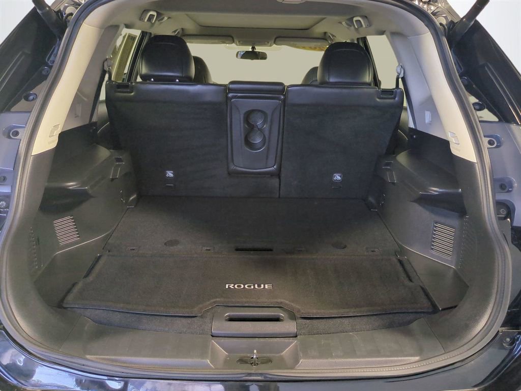 Used 2015 Nissan Rogue SL w/ SL Premium Package image 14