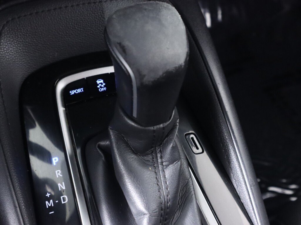 Used 2020 Toyota Corolla SE FWD image 23