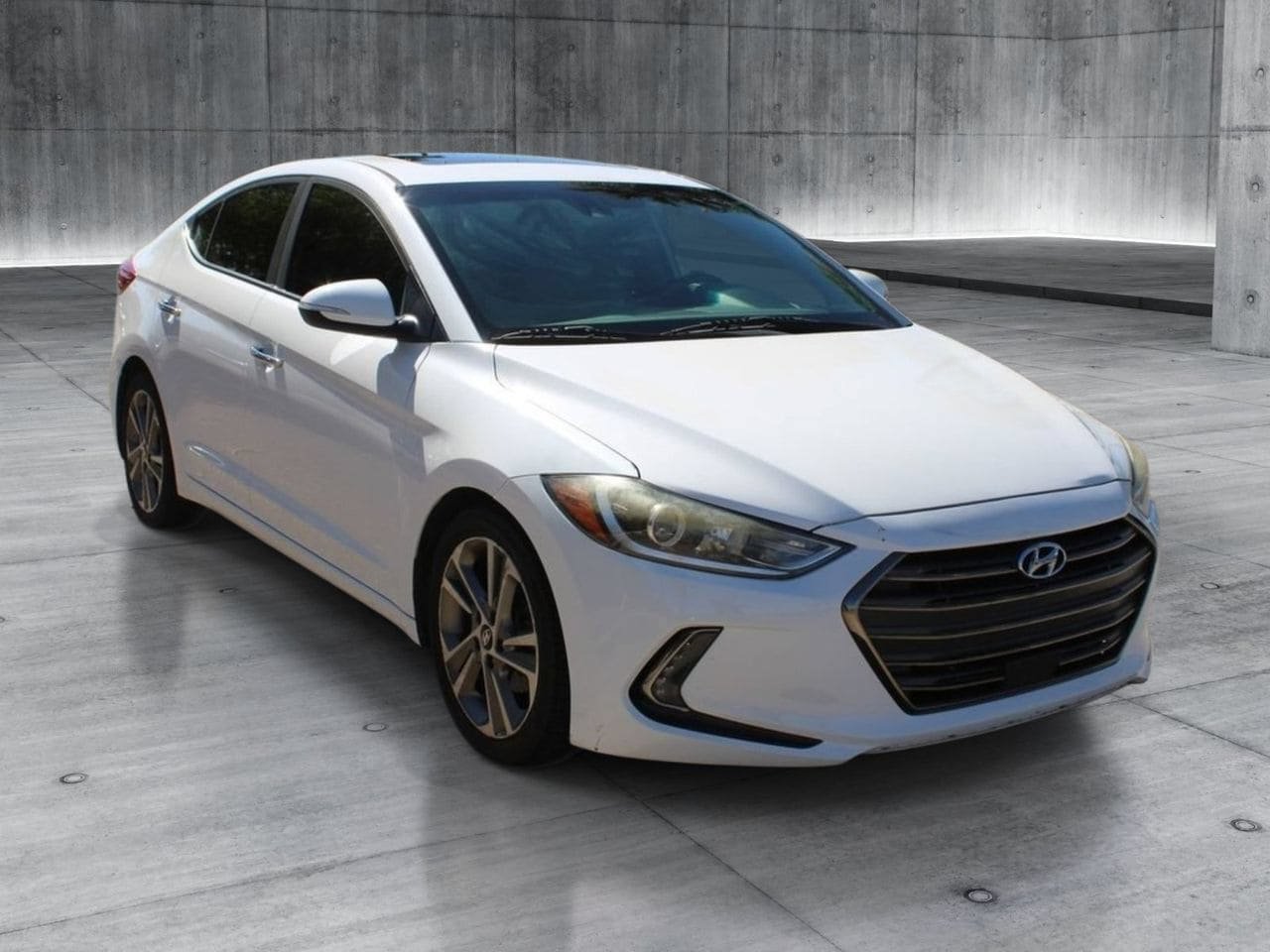 Used 2017 Hyundai Elantra Limited w/ Limited Ultimate Package 05 FWD image 8