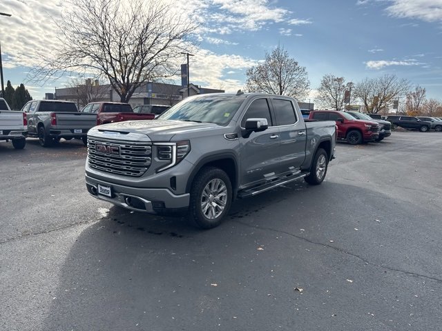 Used 2023 GMC Sierra 1500 Denali w/ Technology Package image 3