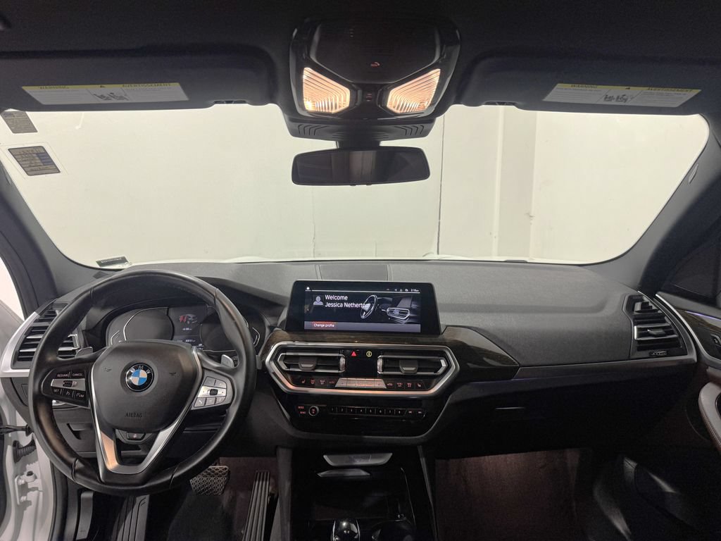 Used 2022 BMW X3 xDrive30i AWD/4WD image 3