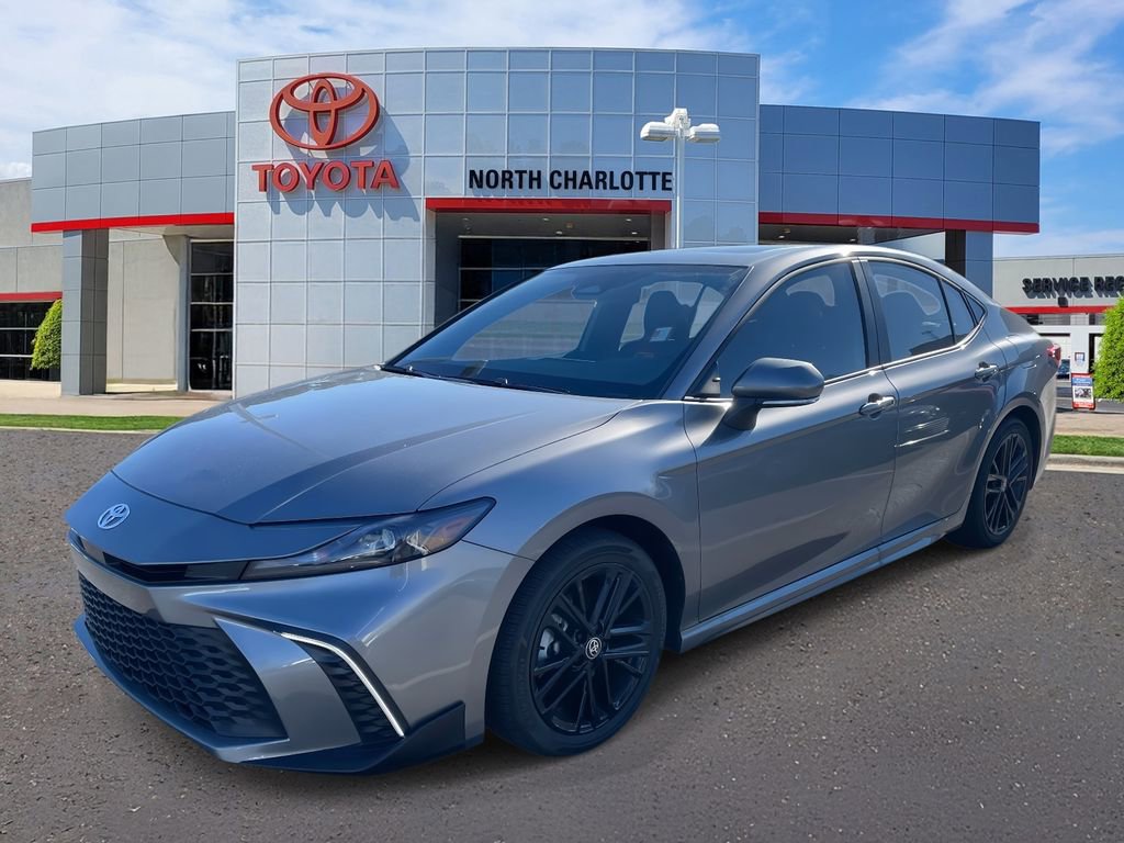 Used 2020 Toyota Camry XSE image 6