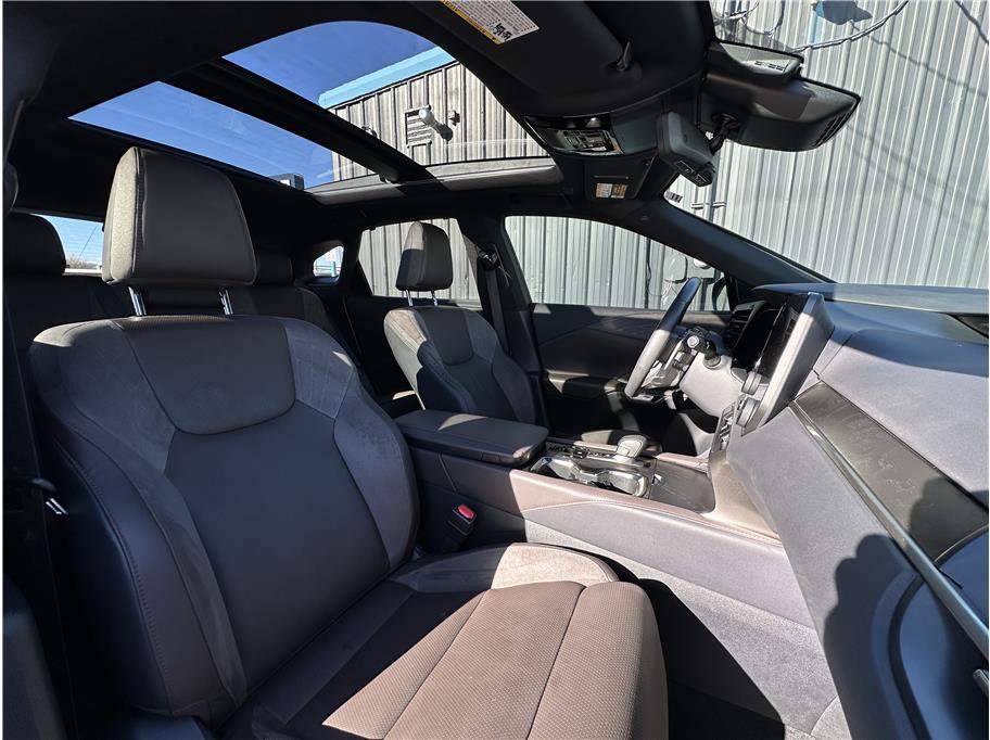 Used 2023 Lexus RX 350h image 15