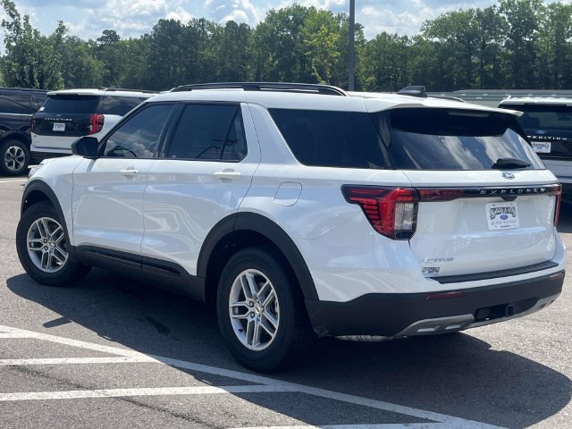 New 2026 Ford Explorer Active w/ Active Comfort Package RWD image 4