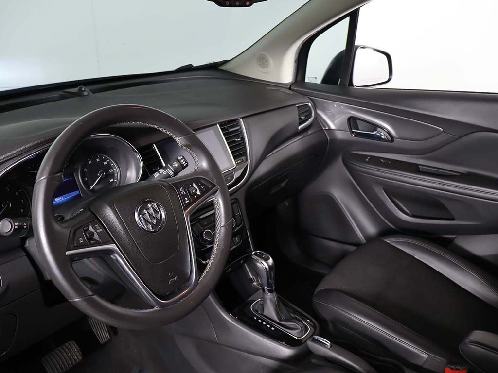 Used 2020 Buick Encore Preferred w/ Safety Package FWD image 23