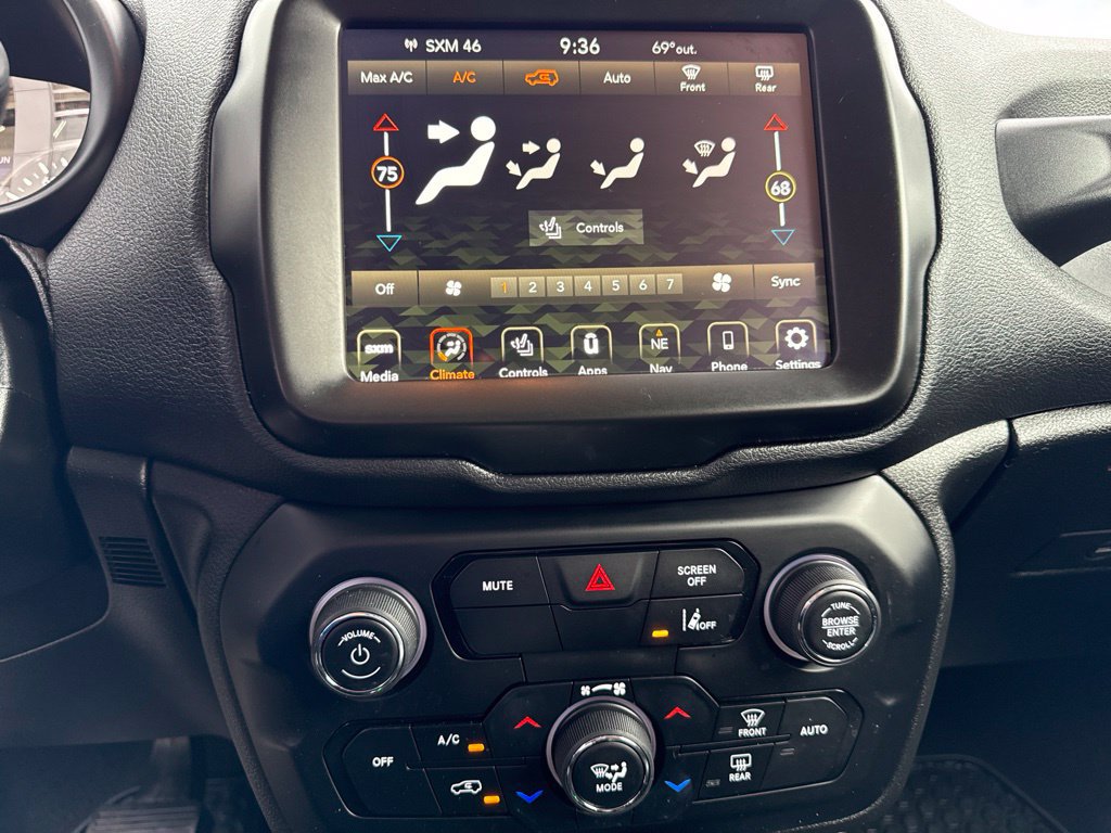 Used 2023 Jeep Renegade Limited AWD/4WD image 21