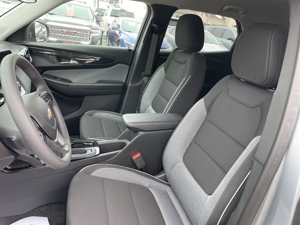 New 2026 Chevrolet TrailBlazer LS w/ LS Convenience Package image 3