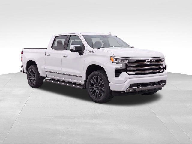 Used 2022 Chevrolet Silverado 1500 High Country w/ High Country Premium Package AWD/4WD image 6