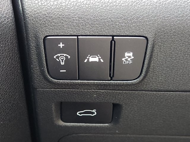 Used 2021 Kia K5 LXS FWD image 23
