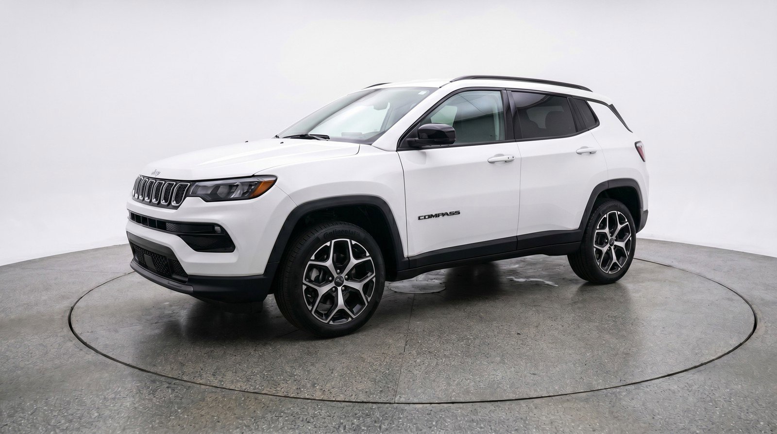 Used 2025 Jeep Compass Limited image 3