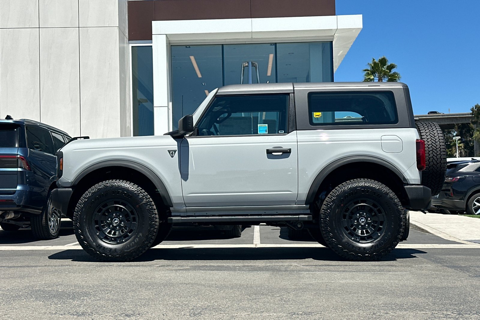 New 2026 Ford Bronco 2-Door w/ Sasquatch Package AWD/4WD image 6