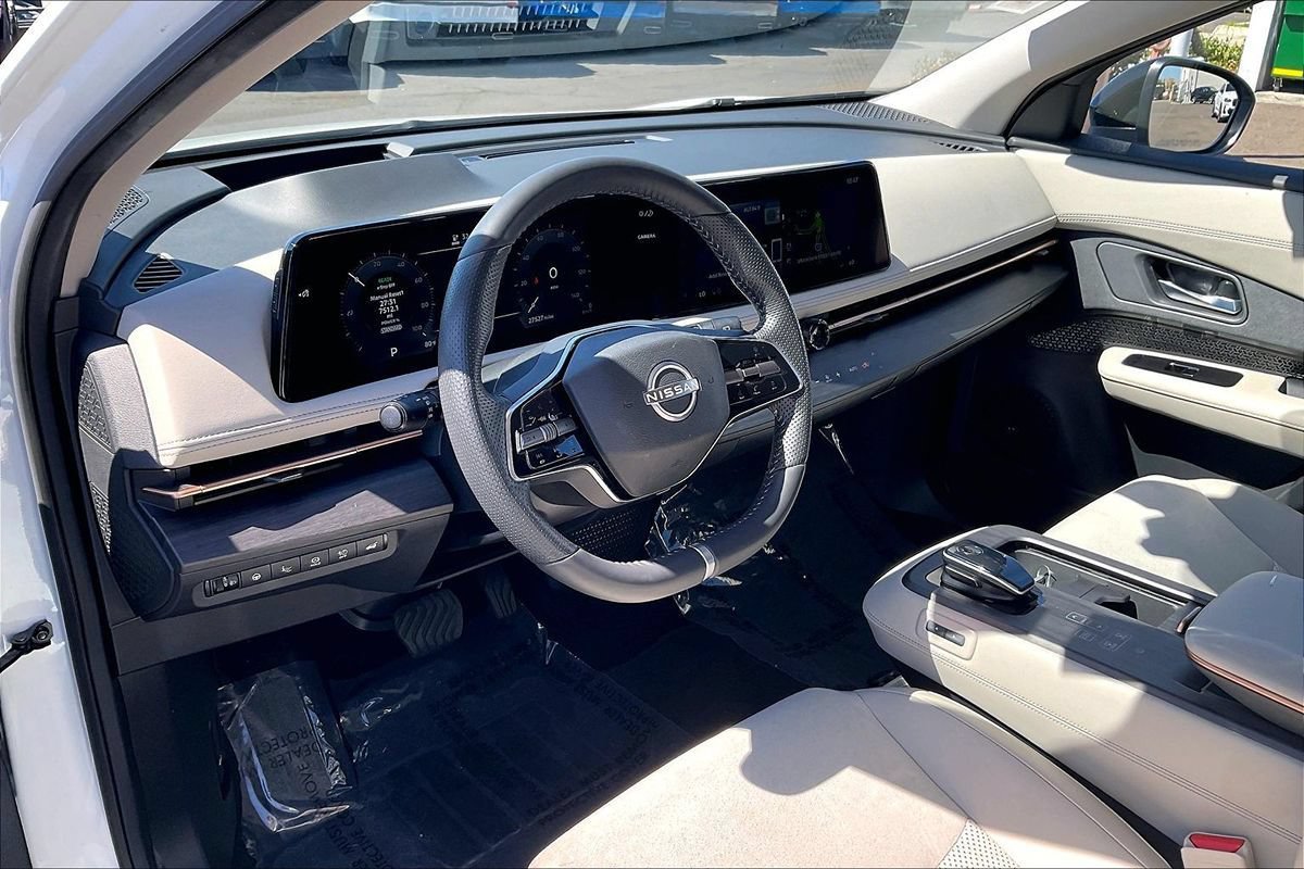 Used 2024 Nissan Ariya FWD image 19