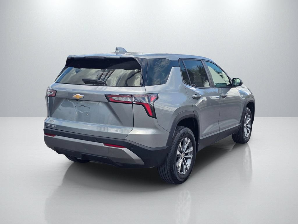 Used 2026 Chevrolet Equinox LT FWD image 5
