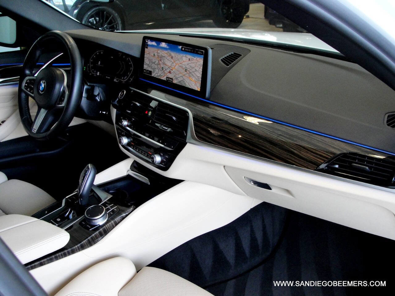 Used 2022 BMW 540i w/ M Sport Package image 39