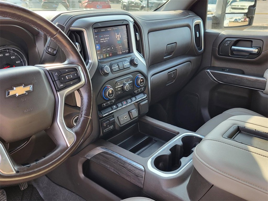 Used 2020 Chevrolet Silverado 2500 LTZ w/ LTZ Convenience Package image 24