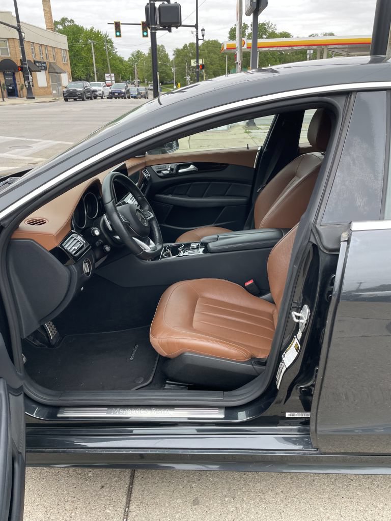 Used 2018 Mercedes-Benz CLS 550 4MATIC image 1